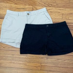 Old Navy Mid rise everyday shorts